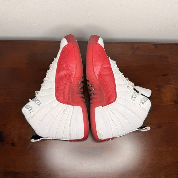 Air Jordan 12 Retro Cherry Big Kid Shoes Size 5.5Y 153265-116 - Picture 5 of 7